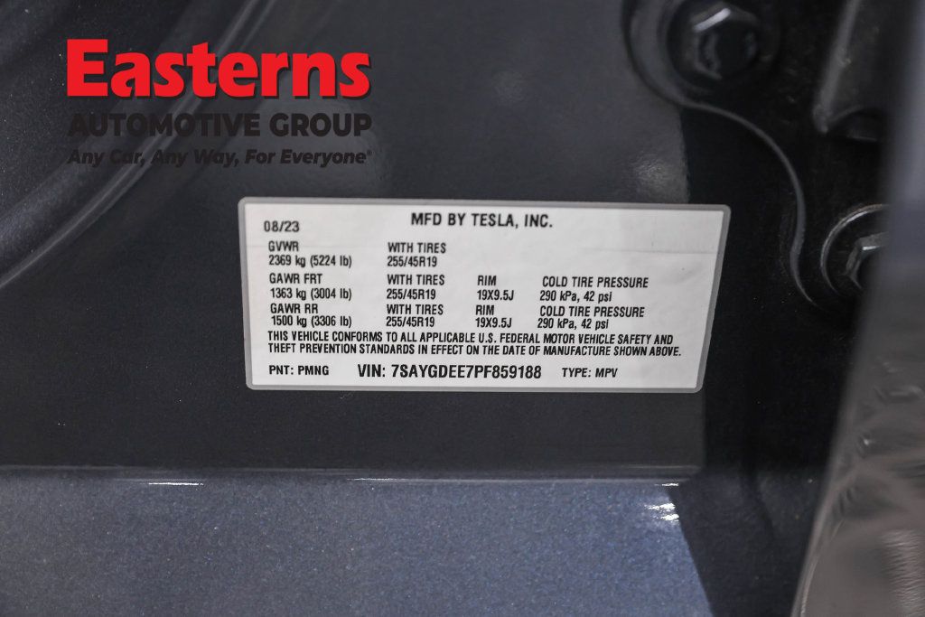 Used 2023 Tesla Model Y Long Range AWD/4WD image 33
