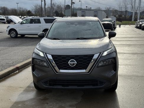 Used 2021 Nissan Rogue S image 3