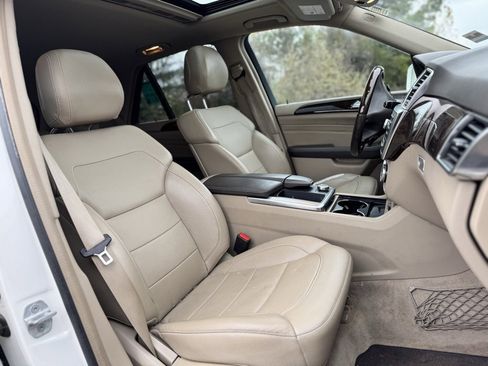 Used 2013 Mercedes-Benz ML 350 4MATIC image 11