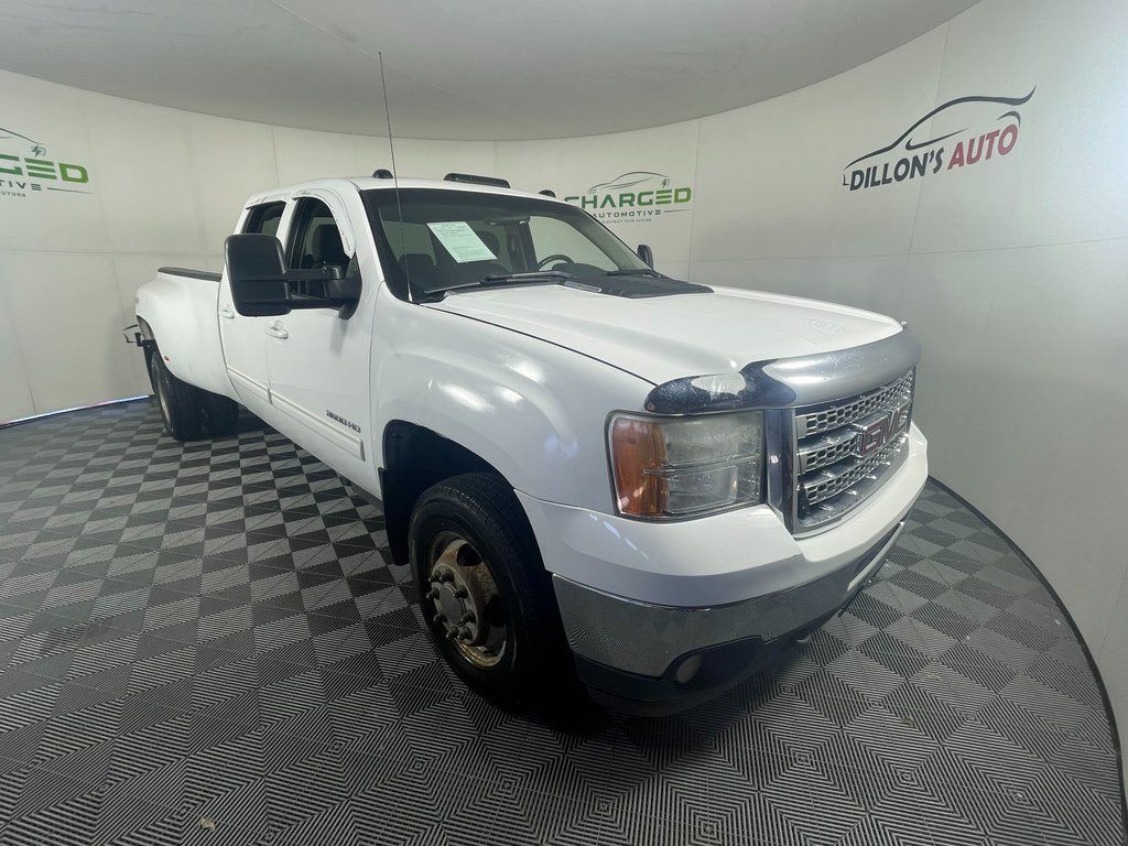 Used 2013 GMC Sierra 3500 SLE AWD/4WD image 1