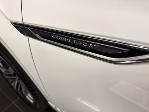 Used 2020 Volkswagen Atlas Cross Sport SEL Premium R-Line AWD/4WD image 34