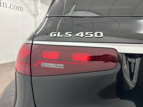 Used 2026 Mercedes-Benz GLS 450 4MATIC image 11
