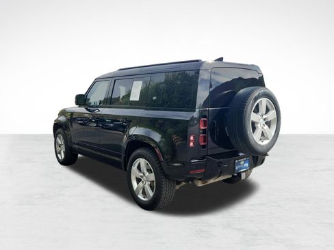 Used 2024 Land Rover Defender 110 X-Dynamic SE AWD/4WD image 3