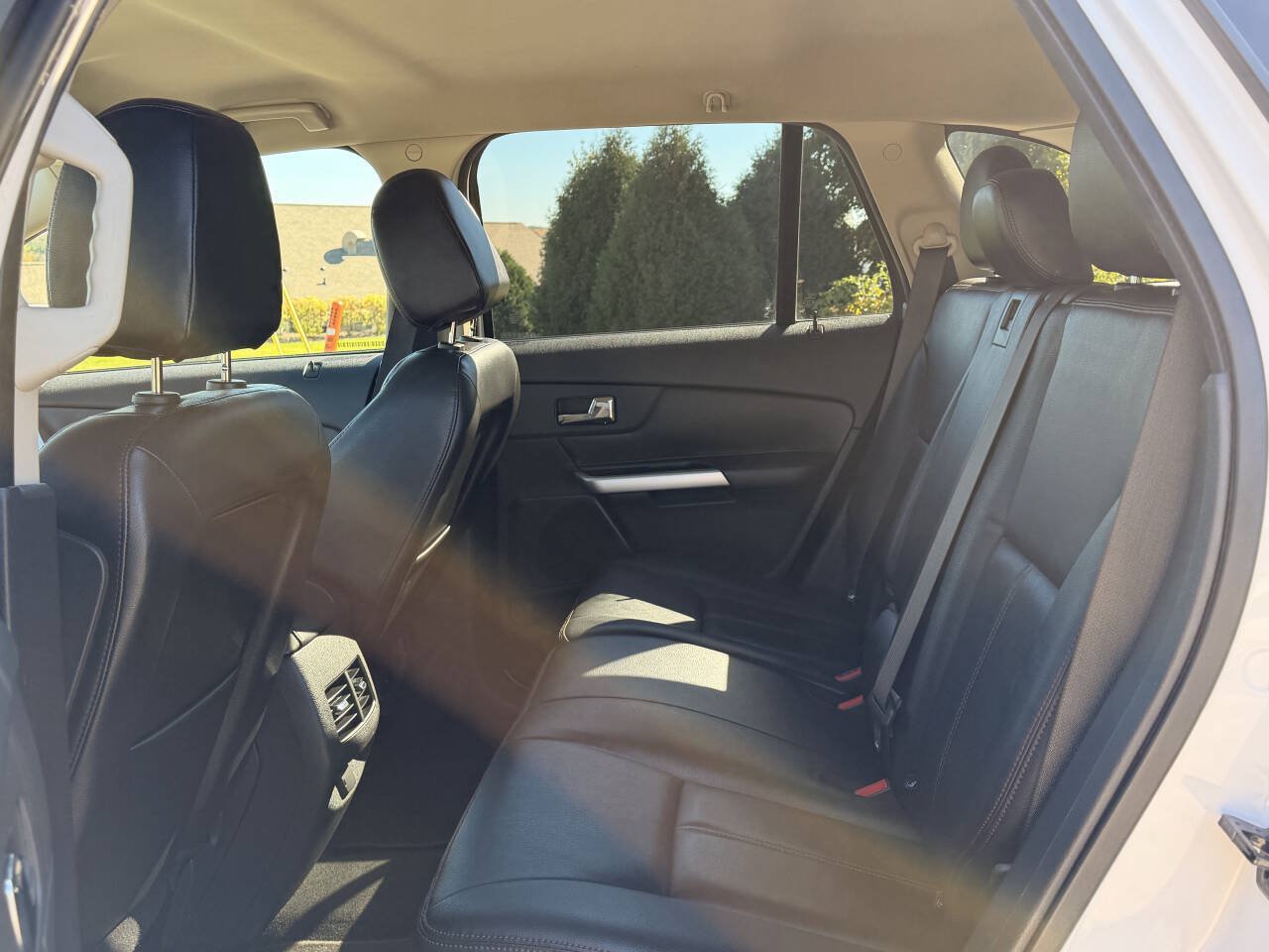 Used 2013 Ford Edge SEL AWD/4WD image 18