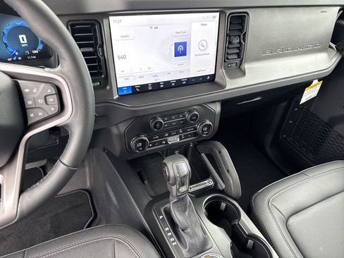 New 2025 Ford Bronco Badlands AWD/4WD image 27