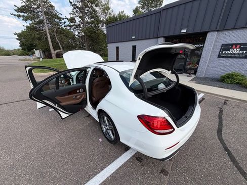 Used 2017 Mercedes-Benz E 300 4MATIC image 54
