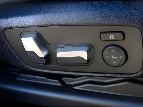 Used 2021 BMW X3 sDrive30i w/ Convenience Package image 26