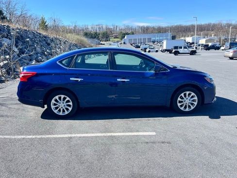 Certified 2019 Nissan Sentra SV image 8