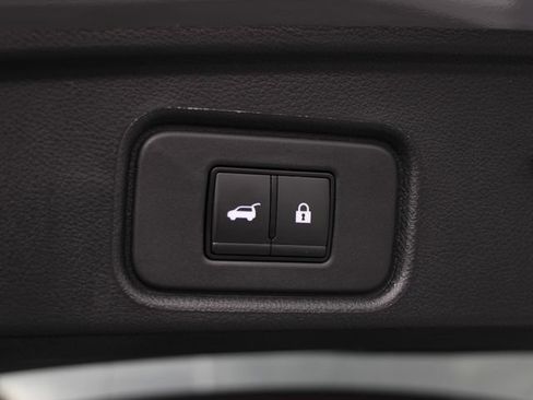 Certified 2024 Nissan Pathfinder Platinum AWD/4WD image 13