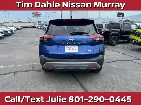 Used 2023 Nissan Rogue SV FWD image 10