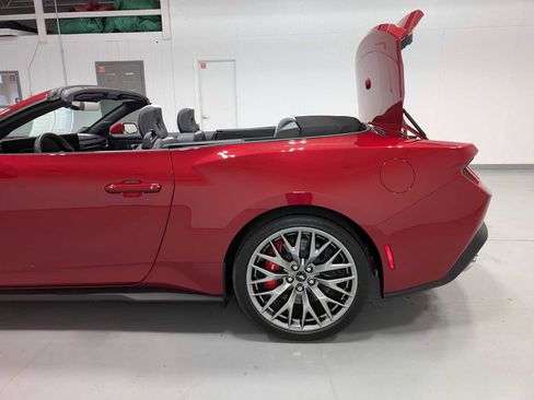 Used 2024 Ford Mustang GT Premium image 12