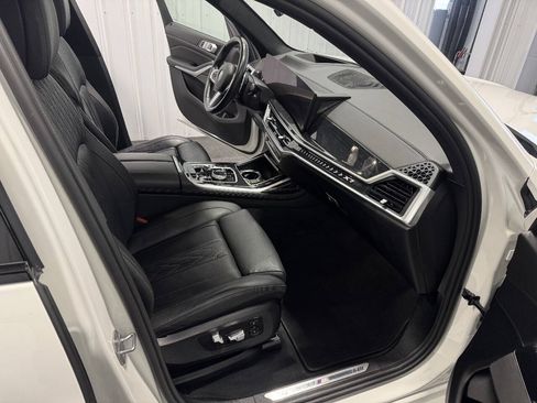 Used 2023 BMW X7 xDrive40i w/ Executive Package AWD/4WD image 29