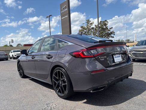Used 2023 Honda Civic Sport Touring image 7