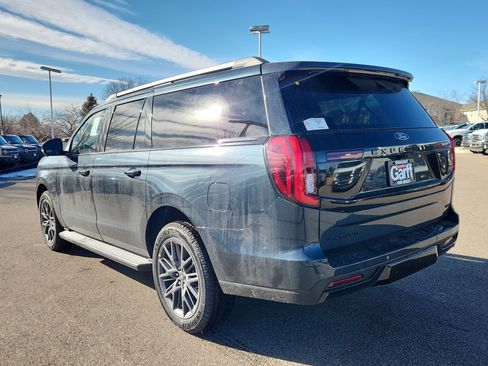 New 2026 Ford Expedition Max Platinum w/ Stealth Appearance Package image 3