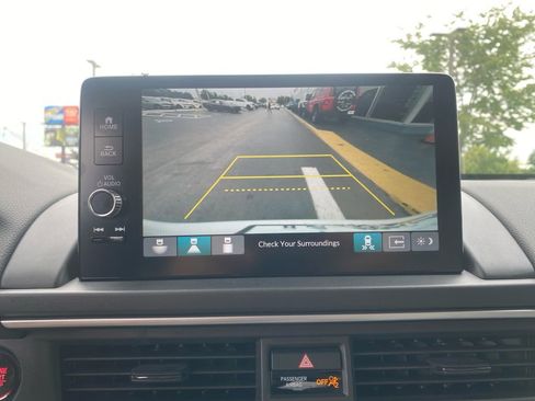 Used 2025 Honda Pilot Touring image 24
