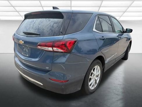 Used 2024 Chevrolet Equinox LT image 2