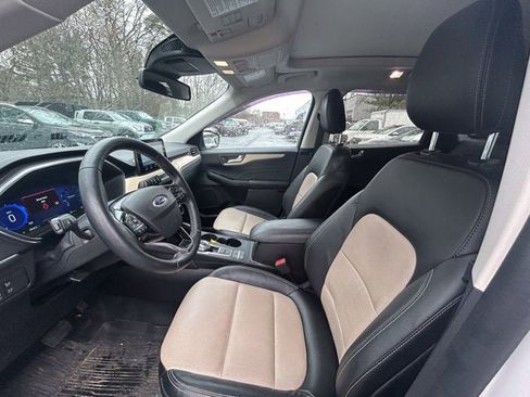 Used 2022 Ford Escape Titanium w/ Titanium Elite Package image 13