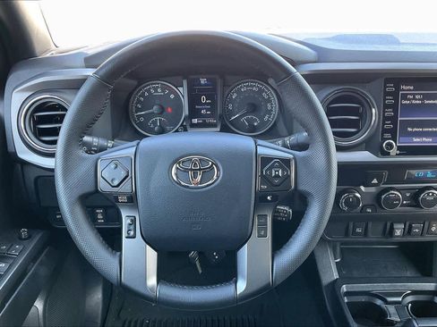 Used 2023 Toyota Tacoma TRD Sport image 5