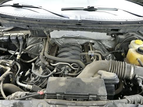 Used 2014 Ford F150 Platinum image 23