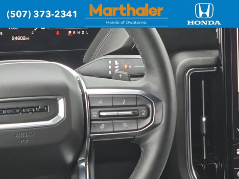 Used 2025 GMC Yukon XL Denali image 25