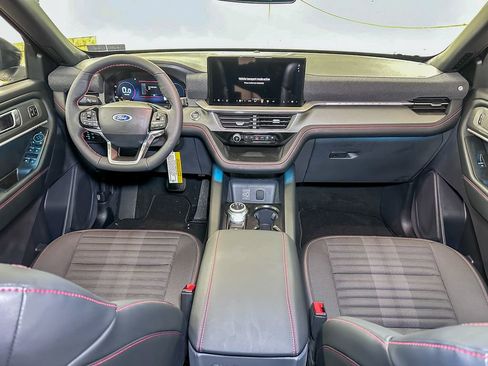 New 2026 Ford Explorer ST-Line w/ ST-Line Street Pack image 28