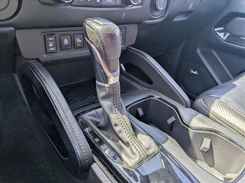 Used 2022 Nissan Frontier Pro-X w/ Pro-X Premium Package image 11