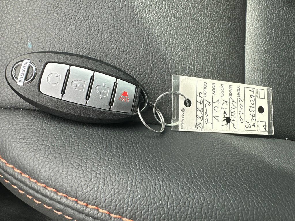 Used 2020 Nissan Kicks SR w/ SR Premium Package FWD image 18