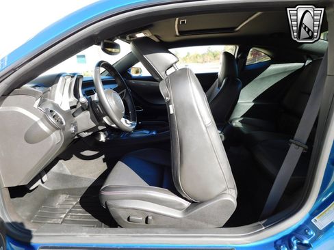 Used 2010 Chevrolet Camaro SS image 23