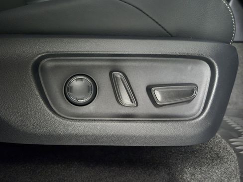 New 2026 Toyota 4Runner 4WD image 37