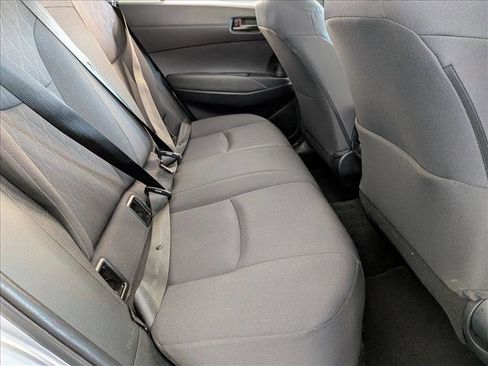 Used 2023 Toyota Corolla Cross LE image 17