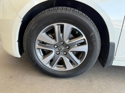 Used 2016 Honda Odyssey Touring Elite image 60