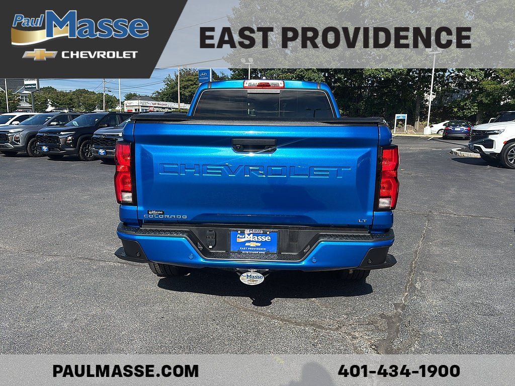 Certified 2024 Chevrolet Colorado LT w/ LT Convenience Package III AWD/4WD image 6
