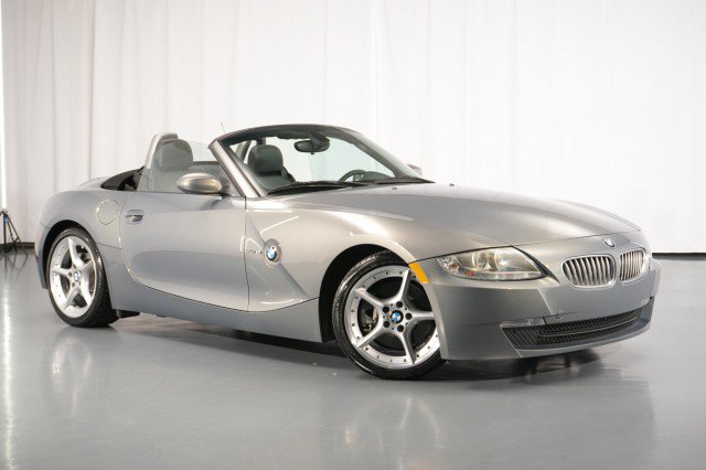 Used 2007 BMW Z4 3.0si RWD image 9