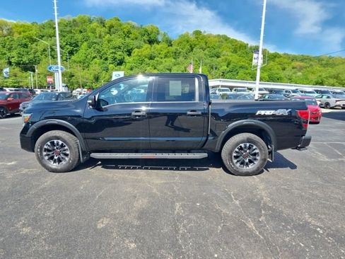 Used 2023 Nissan Titan PRO-4X w/ Pro-4x Convenience Package AWD/4WD image 4