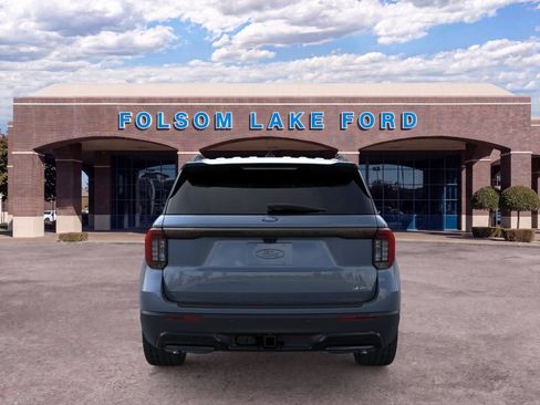 New 2026 Ford Explorer ST-Line w/ ST-Line Street Pack AWD/4WD image 5