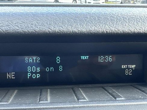 Used 2011 Ford F150 XLT w/ XLT Chrome Pkg image 23