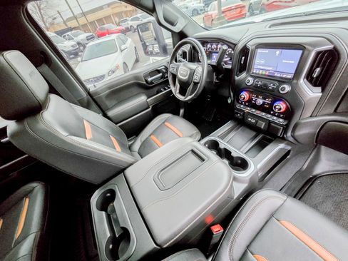 Used 2022 GMC Sierra 3500 AT4 w/ AT4 Preferred Package image 14