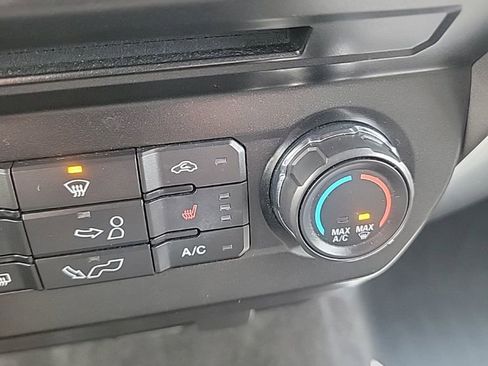 Used 2017 Ford F150 XLT w/ Equipment Group 302A Luxury image 52