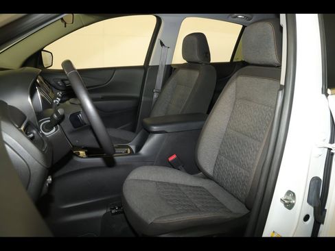 Used 2022 Chevrolet Equinox LT image 21