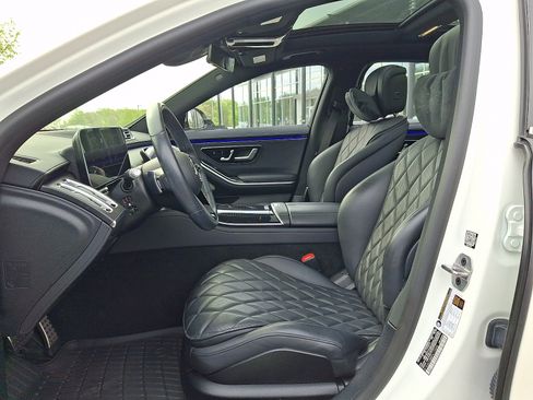 Used 2023 Mercedes-Benz S 580 4MATIC Sedan image 13