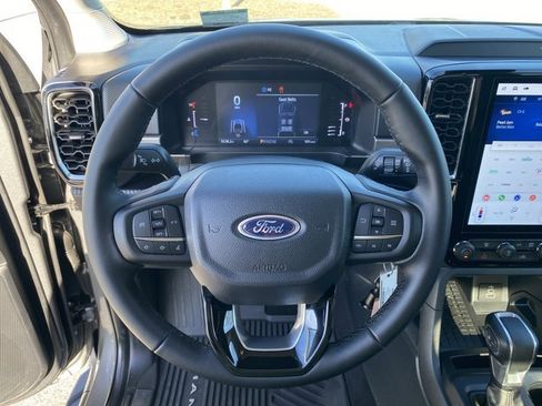 Used 2024 Ford Ranger XLT w/ Trailer Tow Package image 36