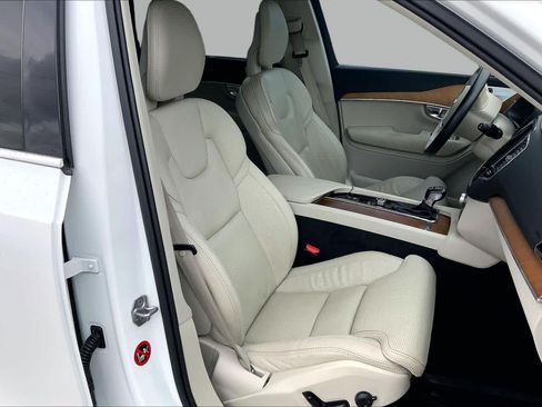 Used 2018 Volvo XC90 T6 Inscription w/ Convenience Package AWD/4WD image 7