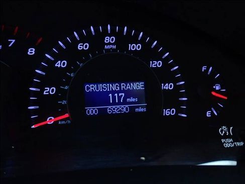Used 2011 Toyota Camry XLE FWD image 25