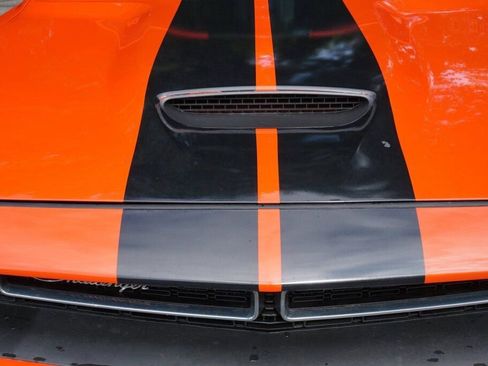 Used 2022 Dodge Challenger GT w/ Driver Convenience Group image 10