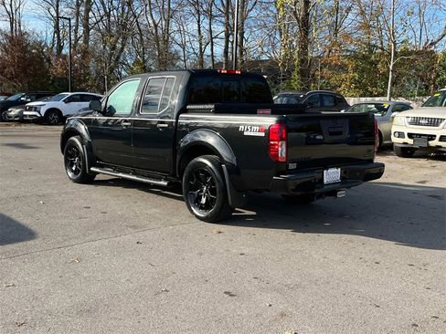 Used 2021 Nissan Frontier SV w/ Midnight Edition Floor Mats image 6