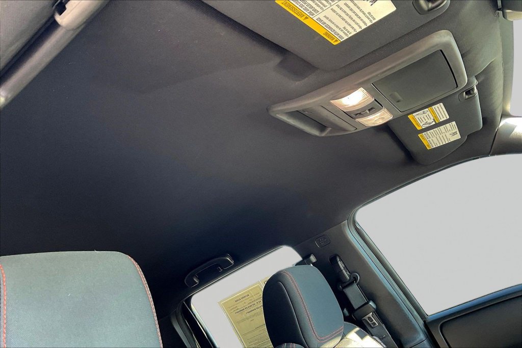 Used 2022 Nissan Frontier Pro-X RWD image 31
