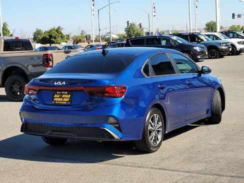 Used 2023 Kia Forte LXS FWD image 4