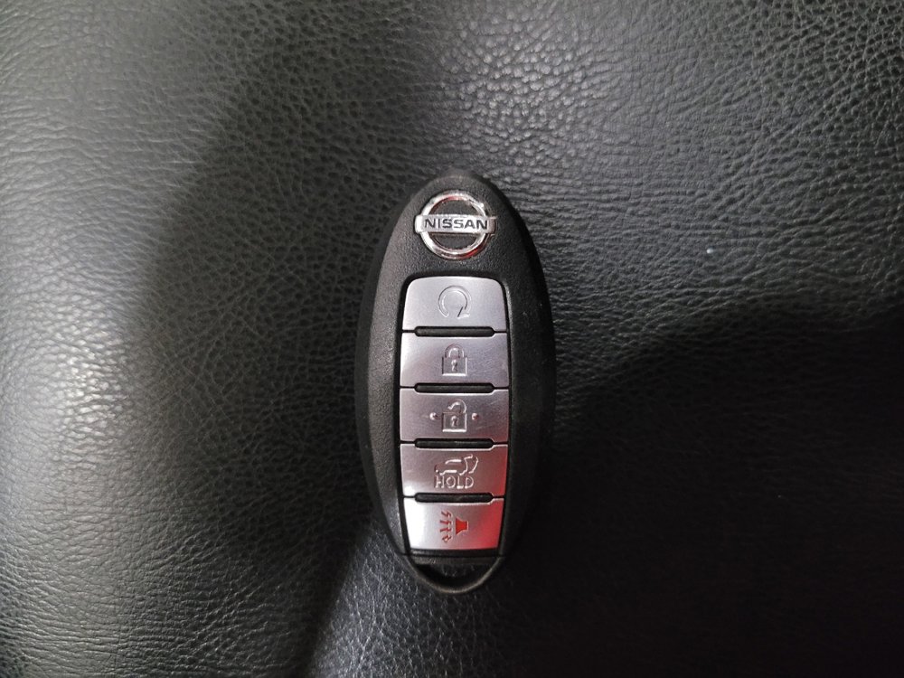 Used 2018 Nissan Pathfinder Platinum AWD/4WD image 32