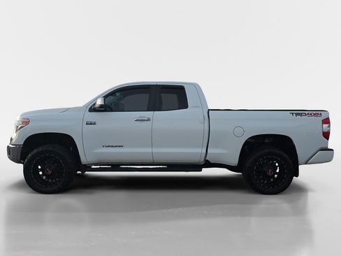 Used 2017 Toyota Tundra Limited image 2