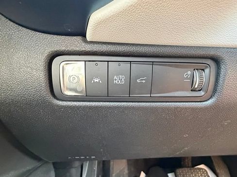 Used 2024 Chevrolet Equinox EV LT w/ LPO, Blackout Package FWD image 16